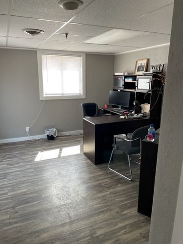 3 Room Office